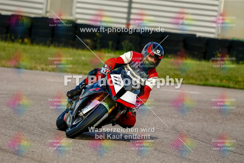 Chambley Juli-0188 | Hier findet Ihr Bilder von Touristenfahrten auf der Nürburgring Nordschleife oder von anderen Veranstaltungen die ich besucht habe. Viel Spass beim Durch Schauen 