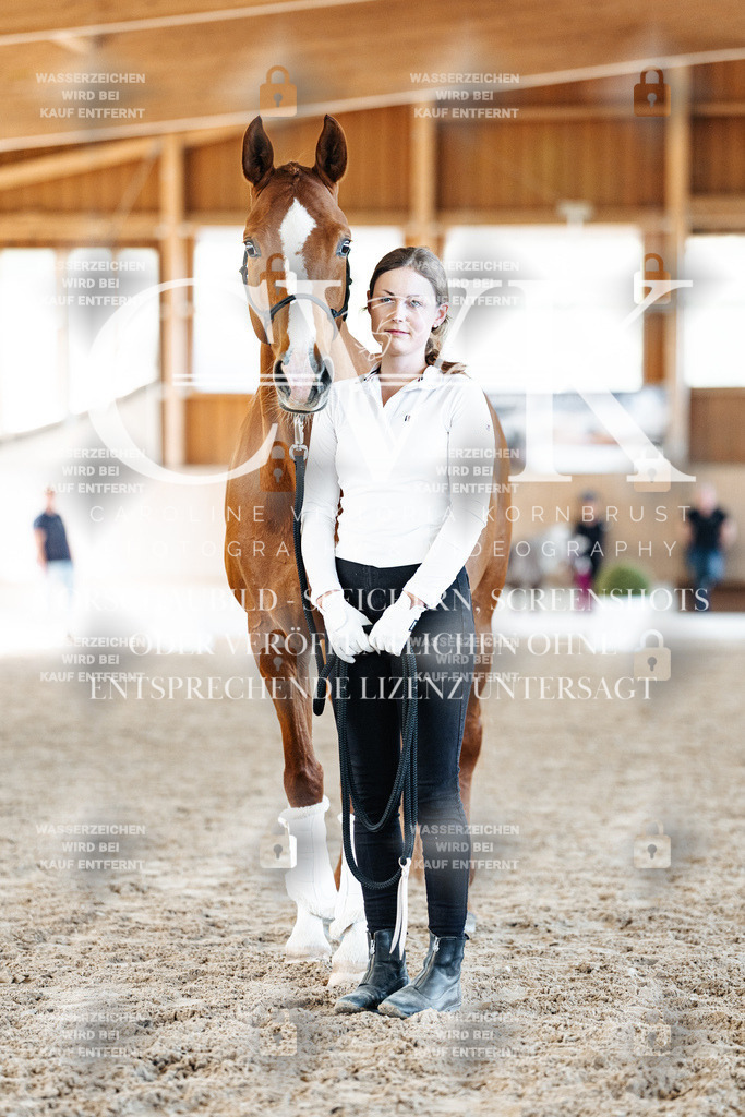CK906958 | Turnierfotografie Pferdefotografie Trier Rheinland-Pfalz Pferdesport Reitsport Tierfotografie Sportfotografie Pferdevideo Pferdevideografie Equestrianvideography equestrianphotography  - Realisiert mit Pictrs.com