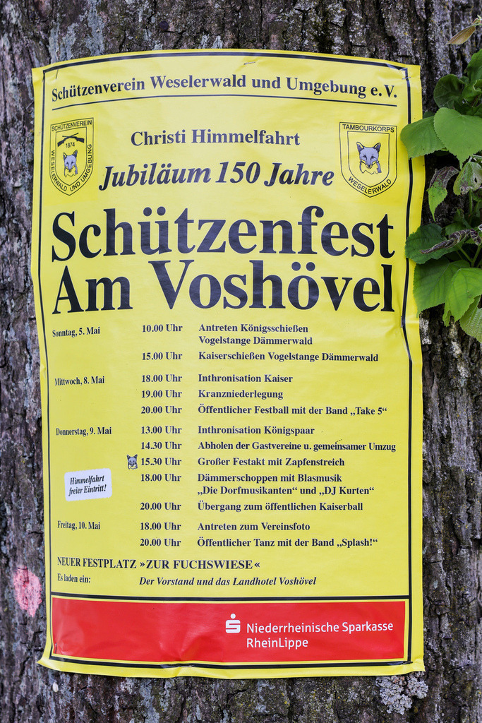 top-top.de 240509-037 | Foto, Video, Fotografie, Videografie, Fotobox, DJ, Discjockey, Musik, Musikbox, Veranstaltung, Photobooth, Amazon, Ebay, Buchtipp, Bestseller, Autor, Verlag, Buch, Wesel, Hamminkeln, NRW, Dinslaken, Rees, Drohne, Hochzeit, Party, Fotobox, Wesel, Fotograf