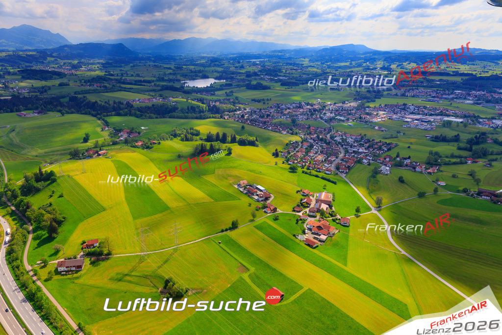 Die Luftaufnahme der Stadt Durach wurde vom UL-Flugzeug heraus erstellt ( keine Drohne )- hohe Auflösung für beste Qualität