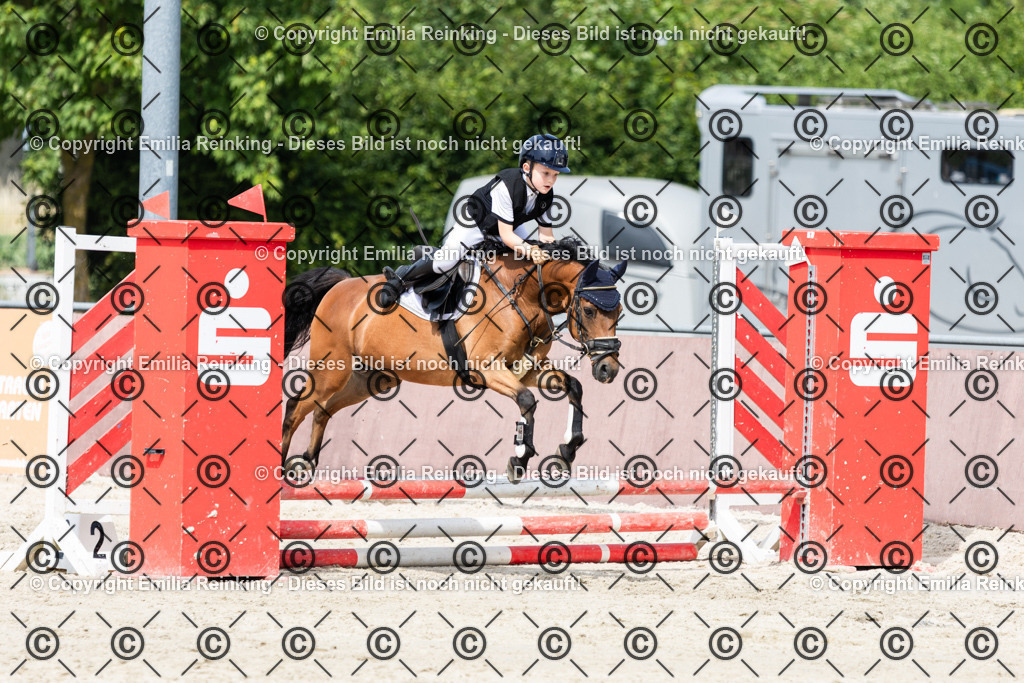 CL5A4123 | Emilia Reinking Fotografie - Realisiert mit Pictrs.com