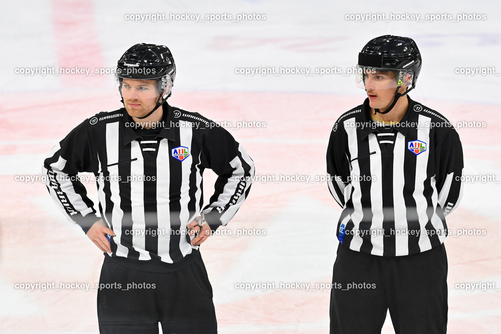 EK Zeller Eisbären vs. EC KAC Future Team 5.11.2022 | MATTHEY Philipp, MURNIK Petja, Referees