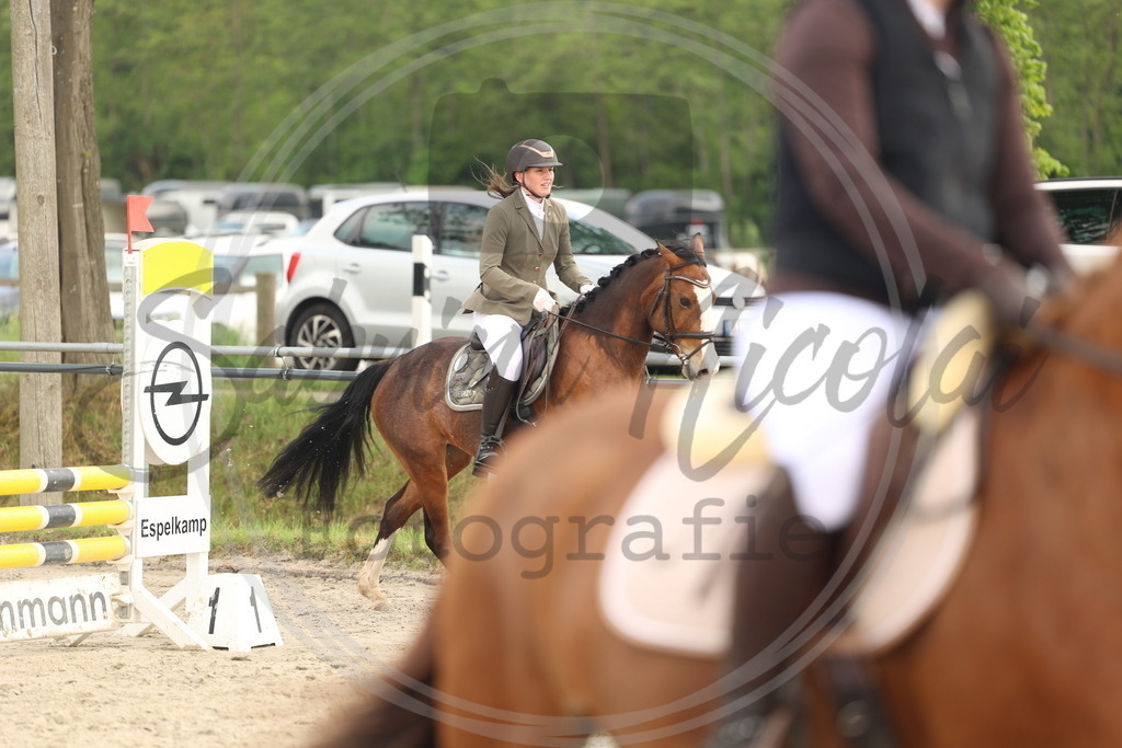 994A7921 | sabrinanicolaifotografie - Realisiert mit Pictrs.com