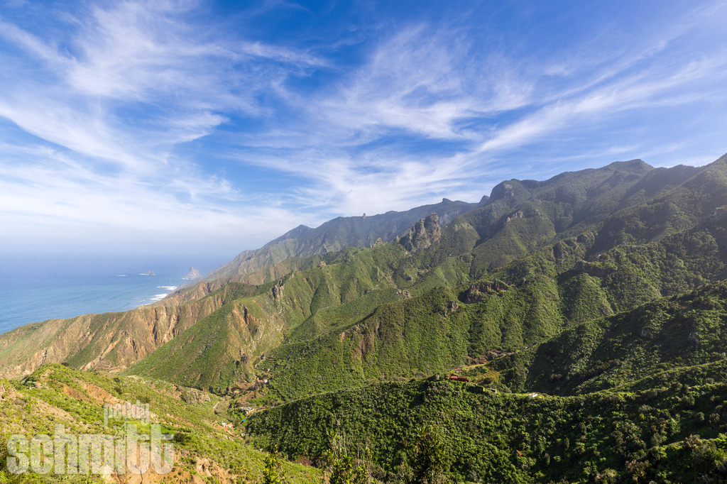 PS-Teneriffa-2026-15 | Entdecke die größte Bildgalerie der Region mit Fotografien aus dem Allgäu, der Bodenseeregion, Oberschwaben, dem Donautal und der Schwäbischen Alb. Landschaften, Luftaufnahmen und Reisefotografie als Wandbild und Fotokunst. - Realisiert mit Pictrs.com