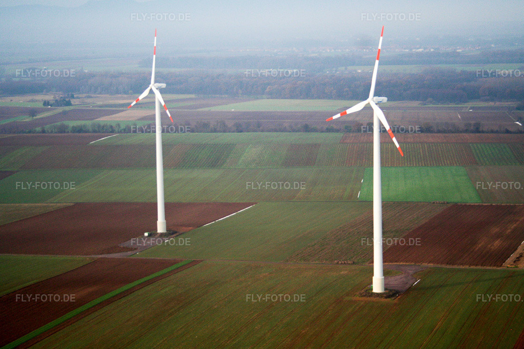 Luftbild: Windkraftanlagen in Minfeld im Bundesland Rheinland-Pfalz in Deutschland. Foto: IMG_0055.jpg vom 03.12.2005 durch Werner Riehm/FLY-FOTO.de
