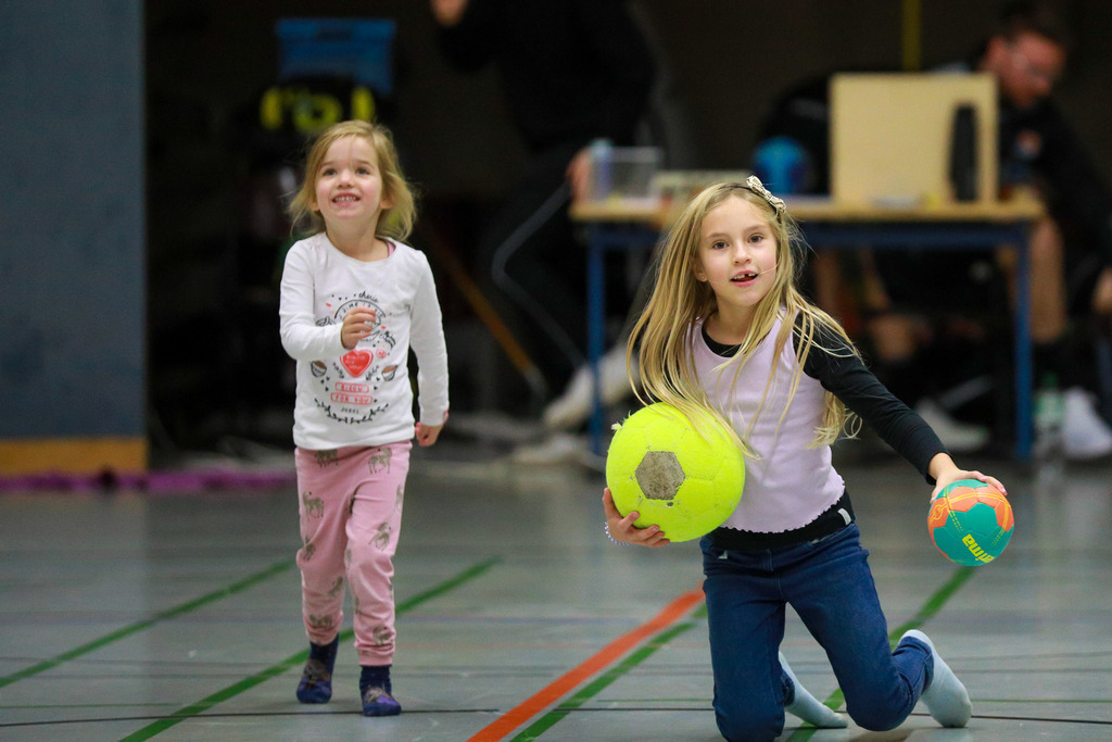 SVN_OscRheinhausen_021124_011 | Bildergalerie von Sport-Ereignissen aber auch von weiteren spannenden Dingen - nicht nur vom Niederrhein. In Anlehnung an den bekannten Spruch von Hanns Dieter Hüsch heißt das Motto: "Niederrhein ist überall".  - Realisiert mit Pictrs.com