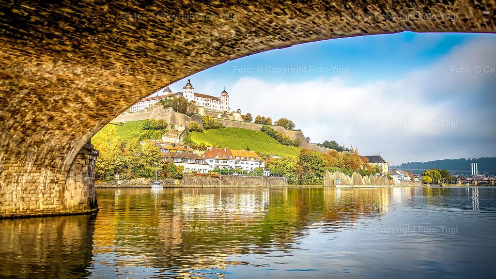 foto_yugi_0025 | Ansichten aus Würzburg sind Sehenswürdigkeiten die vom Herrn Ugur Yurdagül (foto-yugi) fotografiert und bearbeitet wurden.
Die Bilder wurden dem Komposition entsprechend bearbeitet und können als Print- oder Onlinemedien verwendet werden.