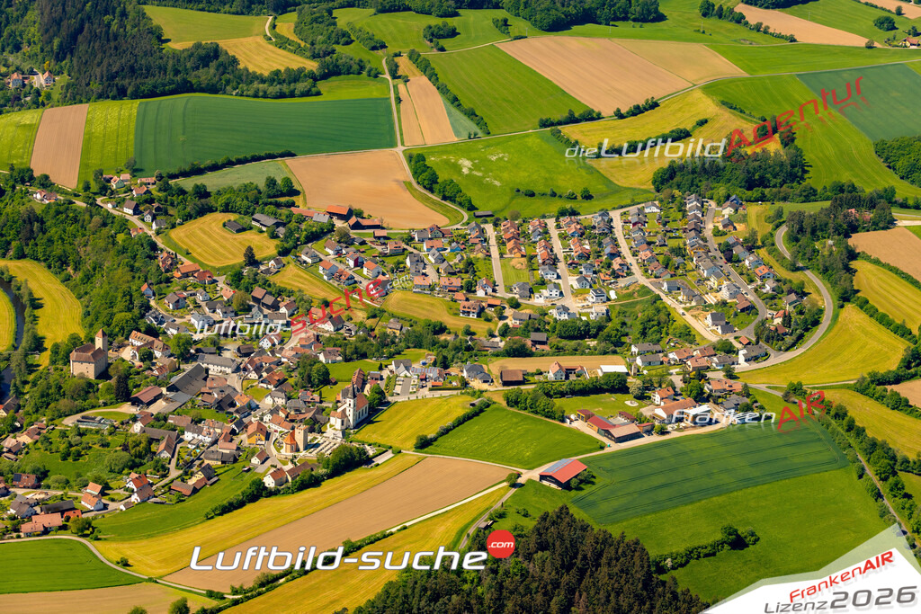 Das Luftbild zeigt :  Trausnitz - Die Luftaufnahme wurde 2024 vom UL-Flugzeug aus erstellt ( keine Drohne ) - Hochauflösende Luftaufnahme - Für grossformatige Ausdrucke geeignet. Die Geschenkidee !Mit Lizenz und Bildrechte bestellbar