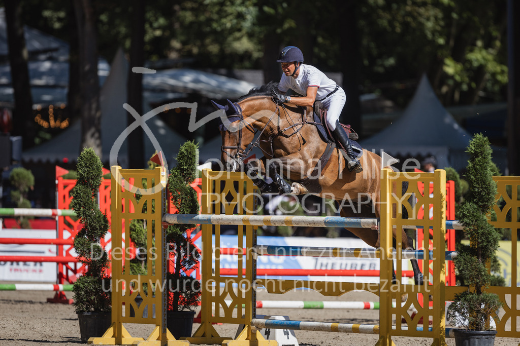 230908_OWLCh_MediumTour-180 | Deine schönsten Turniermomente als professionelle Fotos! Entdecke hochwertige Pferdesport-Fotografie im Online-Shop. Jetzt Fotos finden & bestellen!