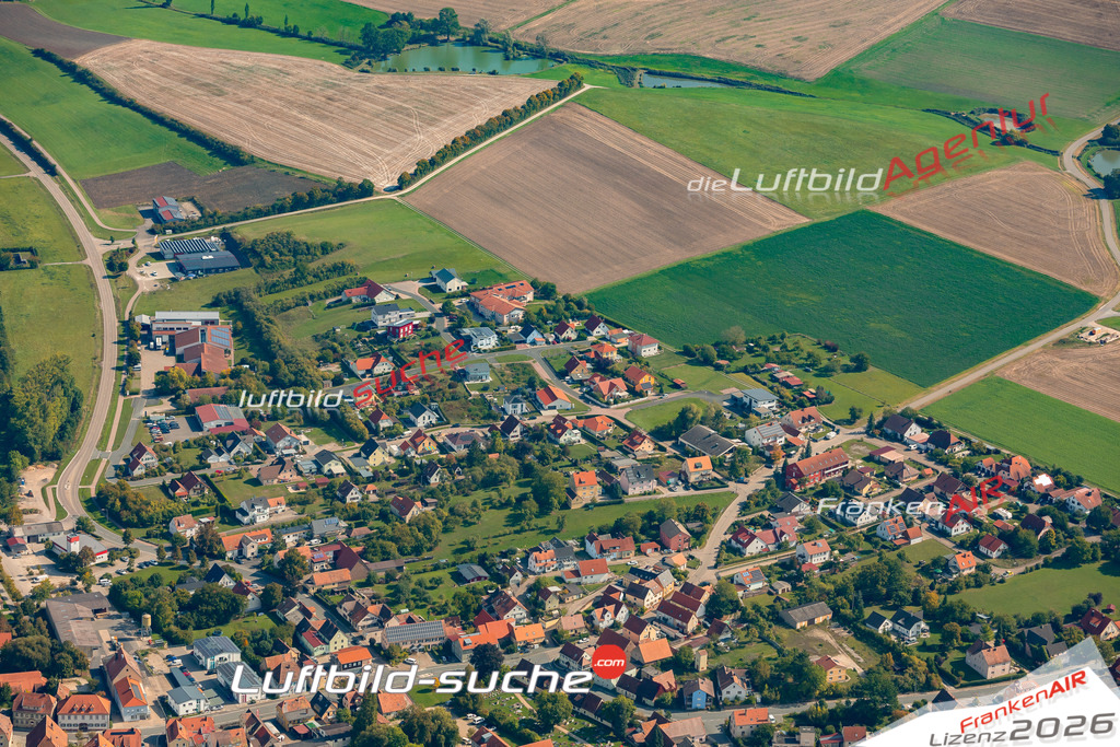 Luftaufnahme von Obernzenn Vs Google Maps- Die Luftaufnahme wurde 2025 vom UL-Flugzeug heraus erstellt ( keine Drohne ) - Hochauflösende Luftaufnahme - für professionelle Ausdrucke geeignet. Die Geschenkidee !Mit Lizenz und Bildrechte bestellbar