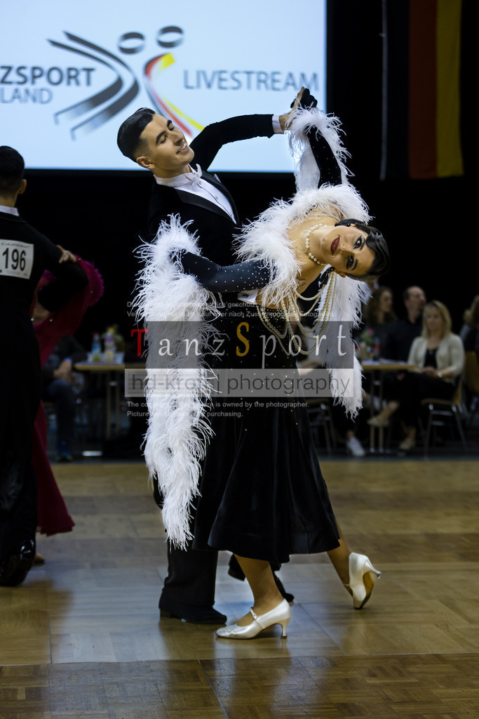 20241102_DC_HGR_Std_08453 | Tanzsportbilder, Standardtanz, Lateintanz, WDSF, DTV, LTVB, dancecomp, goc, hessen tanzt, blaues band der spree, walzer, tango, wiener walzer, slowfox, quickstepp, samba, rumba, cha-cha-cha, paso doble. jive, hd-kroft photography, turniertanzsport