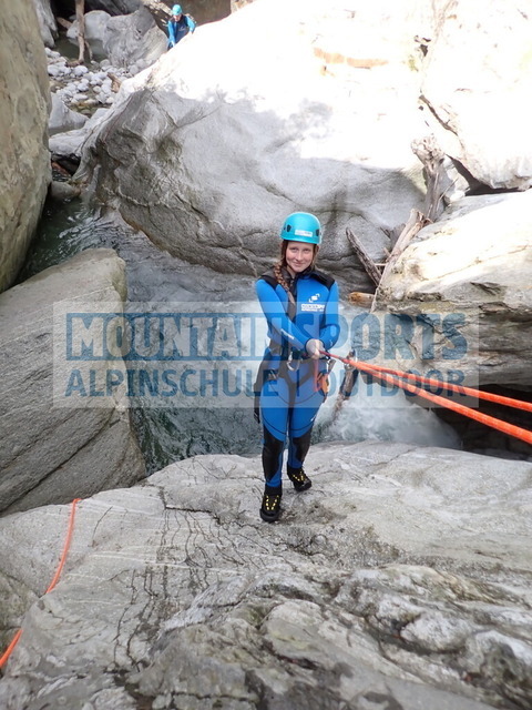 P7230120 | Bestelle die Bilder deines Berg- oder Wasser-Abenteuers mit Mountain Sports bequem von zu Hause aus direkt über unseren Online Fotoshop von pictrs.com. - Realisiert mit Pictrs.com