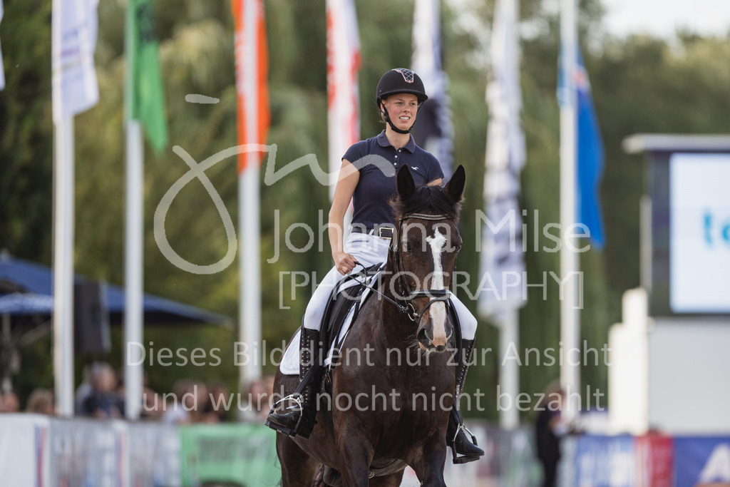 230728_BHO_Showprogramm-541 | Deine schönsten Turniermomente als professionelle Fotos! Entdecke hochwertige Pferdesport-Fotografie im Online-Shop. Jetzt Fotos finden & bestellen!