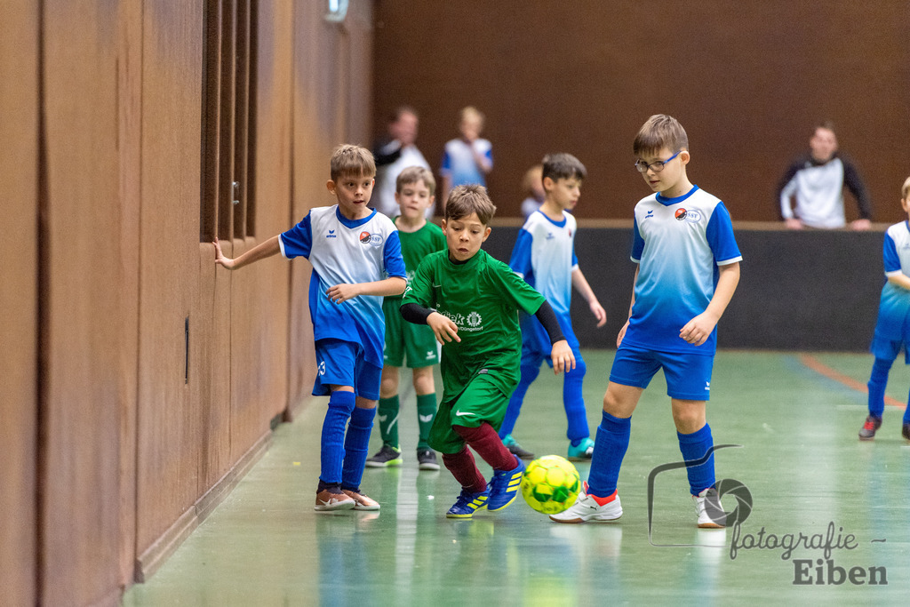 Hallenevent 23/24 - JSG FriPe - F-Jugend | Hallenevent 23/24 - JSG FriPe - F-Jugend am 06.01.2024 in Friedrichsfehn (Sporthalle Zur Sportwiese), Deutschland, Photo: Philip Eiben 2023 - Realisiert mit Pictrs.com