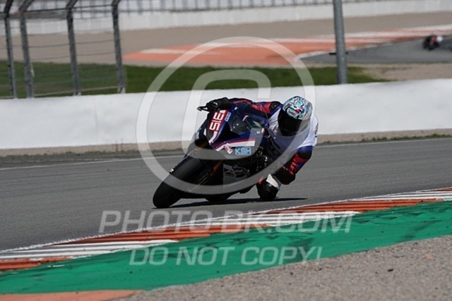 2025_03_25_PBK_12013 | Sportfotografie; SlowMotion; Video; Rennstrecke; Hafeneger; Speer; Racing; RSE; BMW; CBO; Trackday; Motorsportarena; Hockenheimring; Brno; Most; Barcelona; Valencia