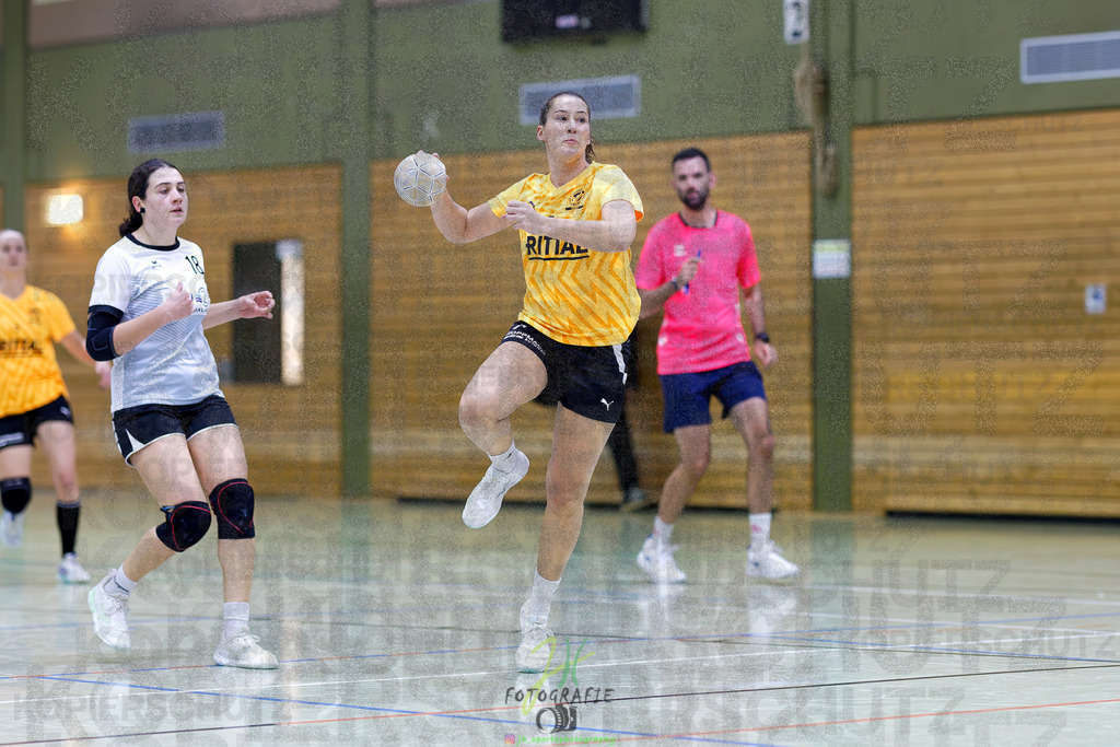 Frauen Oberliga Mitte (HHV); HSG Eibelshausen/Ewersbach - HSG Linden | Frauen Oberliga Mitte (HHV); HSG Eibelshausen/Ewersbach - HSG Linden am 15.11.2025 in Eibelshausen (Holderberghalle)Photo © 2025 - Jörg Heinrich - Realisiert mit Pictrs.com
