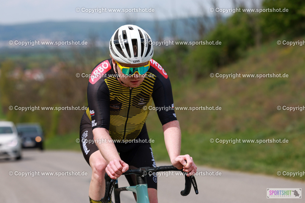 259_AR6_0200 | Neusiedlersee Radmarathon 2026@sportshot_your_pictrs #yourpictures#roadtowm2029 #nrm #neusiedlerseeradmarathon #neusiedlersee #neusiedlerseetourismus #burgenland #mörbisch #nrm26 #burgenlandtourismus #voglundco #poweredbyburgenlandtourismus #radsport #rad #marathon #ucigranfondo #visitburgenland #ucigranfondoworldseries