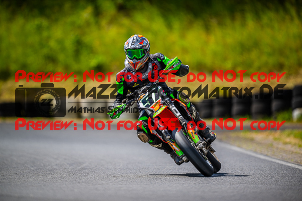 MaZZes_FotoMatrix_220528_9923 | Fotograf Mathias Schmid
Sportfotograf,
Eventfotograf,
Hochzeitsfotograf,
Portraitfotograf