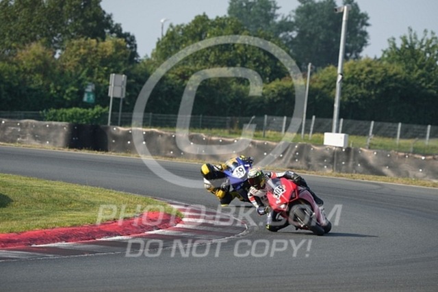 2024_08_15_PBK_12529 | Sportfotografie; SlowMotion; Video; Rennstrecke; Hafeneger; Speer; Racing; RSE; BMW; CBO; Trackday; Motorsportarena; Hockenheimring; Brno; Most; Barcelona; Valencia