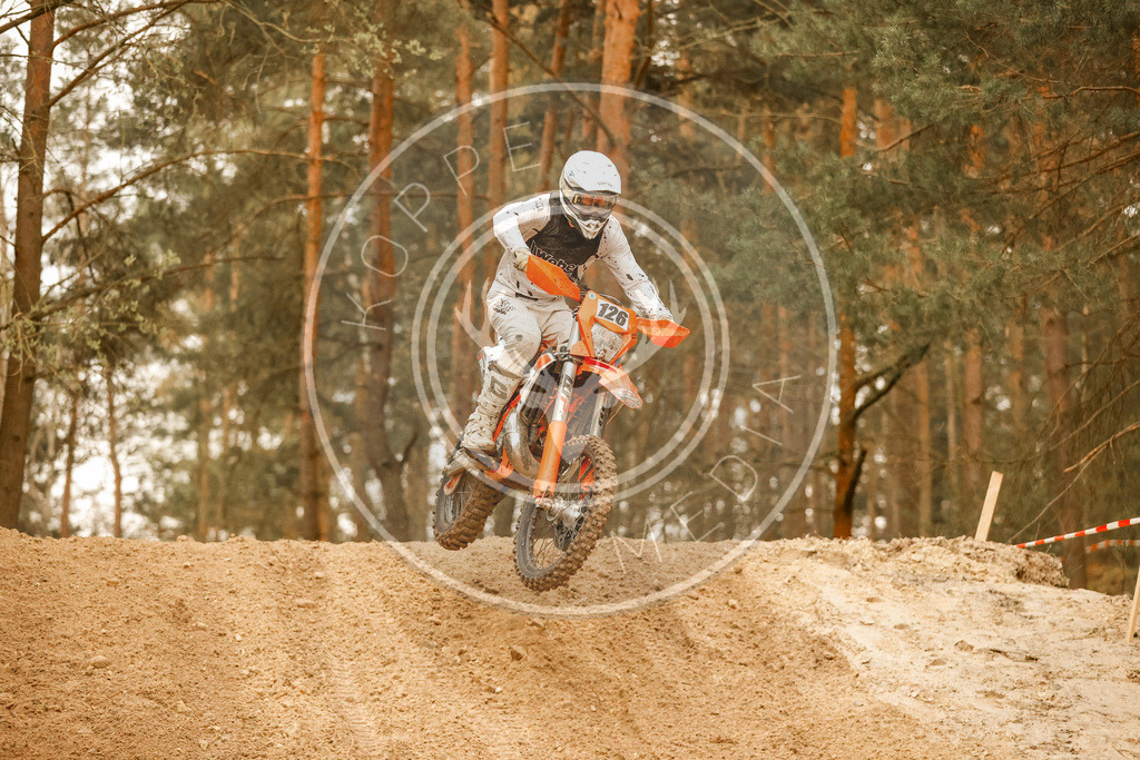 2TaktLauf1-195 | koppe-media - Realisiert mit Pictrs.com