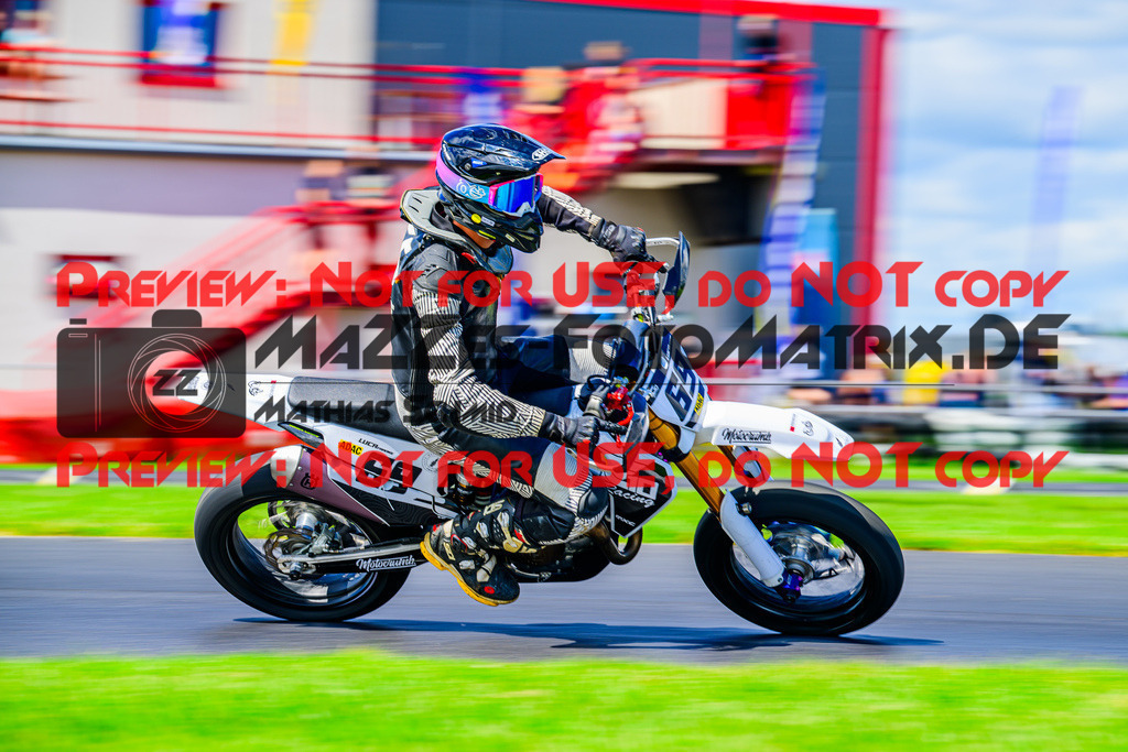 MaZZes_FotoMatrix_240713_6021986_6876 | S3