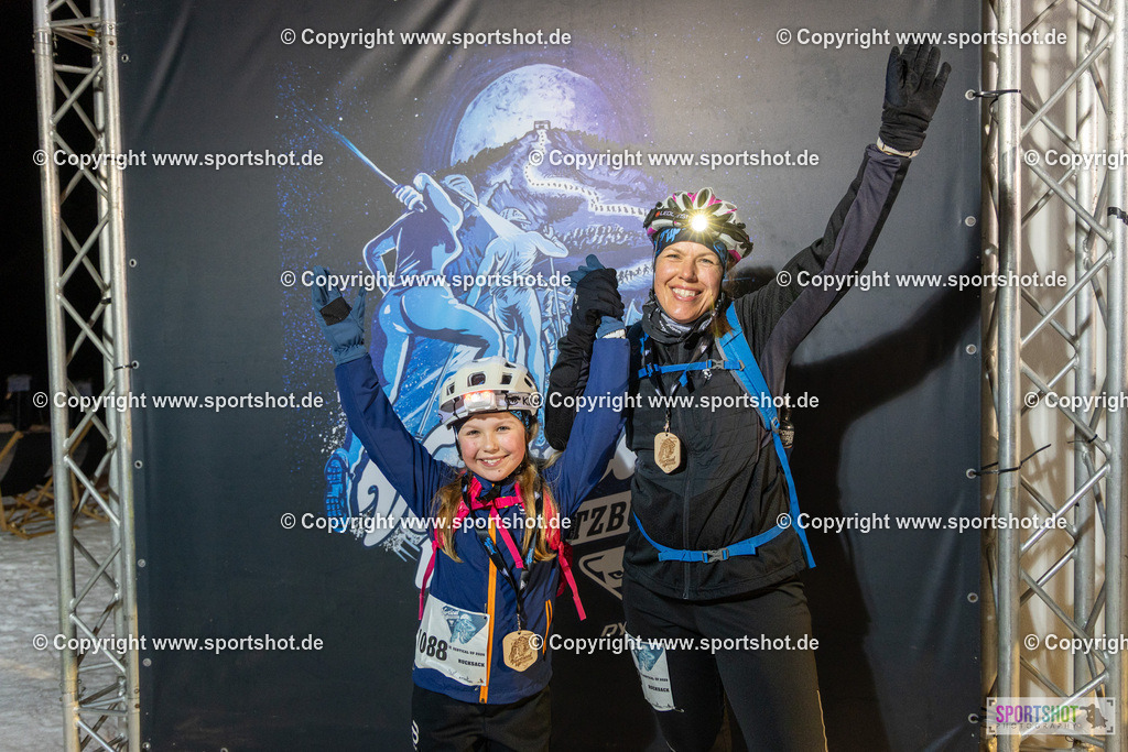 AR6_5145 | Rund um das Thema Sport-Event-Fotografie & individuelle Teilnehmerfotos. Jeder Teilnehmer wird fotografiert.