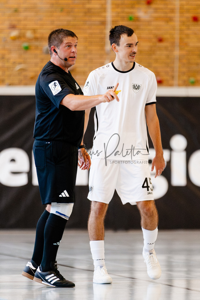 Futsal-Bundesliga, Saison 2025/2026, 2. Spieltag: SC Preußen Münster - FC Liria Futsal Berlin | Futsal-Bundesliga, Saison 2025/2026, 2. Spieltag, SC Preußen Münster empfängt FC Liria Berlin in der Universitäts-Sporthalle in Münster. Foto: sportfotografie.ms | Markus Paletta - Realisiert mit Pictrs.com