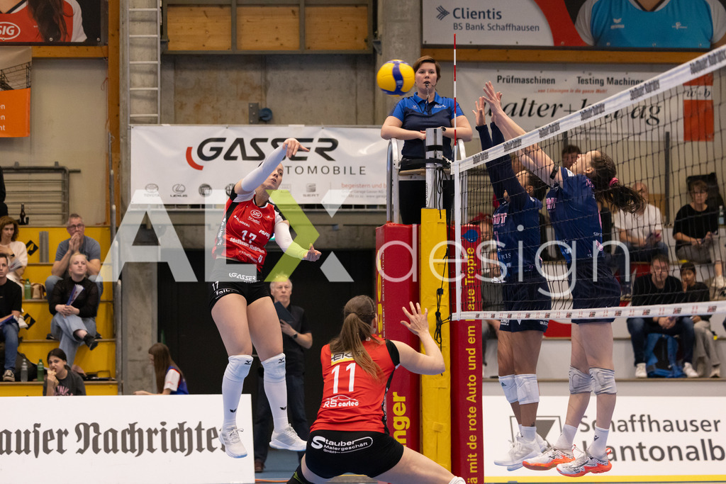 Volleyball I Frauen I Saison 2025-2026 I Volleyball NLA | Women I 1/2 Finals I  VC Kanti Schaffhausen - Sm'Aesch Pfeffingen I 07.03.2026 | 17 Leana Zuvic (CH) (VC Kanti Schaffhausen) - Aussen - Realisiert mit Pictrs.com