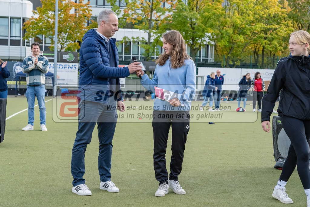 HK_20231022_106201 | Finale Deutsche Meisterschaft Feld WU16 Uhlenhorst Mülheim - Düsseldorfer HC am 22.10.2023 DHC, Düsseldorf ,