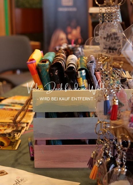 P1405609 | Fotografie für »mehr« Persönlichkeit ... von Anfang an - authentisch natürlich emotional - Geburt, Kinder und Familie, Entrepreneure, Kreative, Kamera-Scheue, Interessierte. Mit Empathie und ohne Posen erstelle ich Bilder mit "Wieder-Erkennungs-Gefühl".