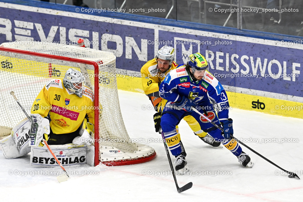 EC IDM Wärmepumpen VSV vs. Vienna Capitals | #30 Sebastian Wraneschitz Vienna Capitals, #13 Adam Helewka EC VSV, #13 Randy Gazzola Vienna Capitals, EC IDM Wärmepumpen VSV vs. Vienna Capitals, EC IDM Wärmepumpen VSV vs. Vienna Capitals am 28.01.2026 in Villach (Stadthalle Villach), Austria, (Photo by Bernd Stefan)
