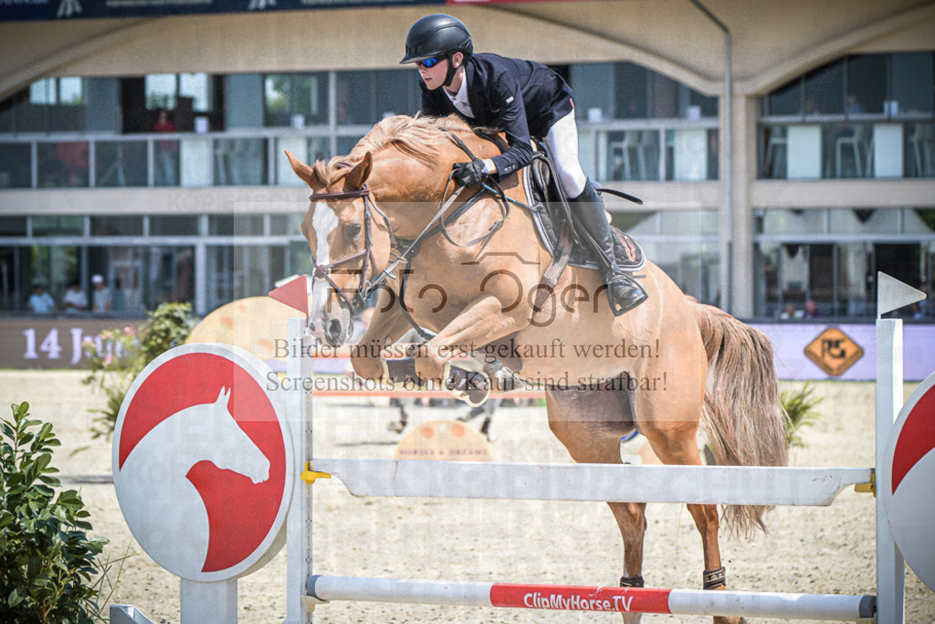 DOS_3444 | Entdecke hochwertige Reitturnierfotos von Foto Oger. Professionell, emotional und authentisch – jetzt Lieblingsmomente im Shop bestellen.Deutschlandweite Turnierfotografie. - Realisiert mit Pictrs.com