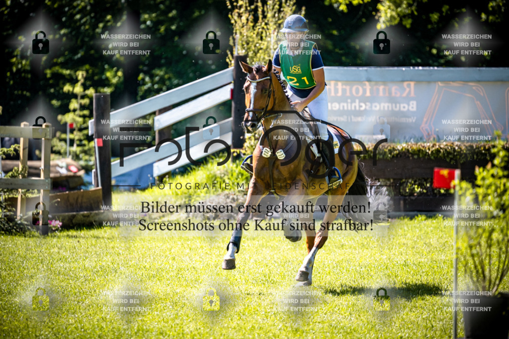 A1_Vielseitigkeitsturnier Melle Oldendorf-15c-0264 | Entdecke hochwertige Reitturnierfotos von Foto Oger. Professionell, emotional und authentisch – jetzt Lieblingsmomente im Shop bestellen.Deutschlandweite Turnierfotografie. - Realisiert mit Pictrs.com