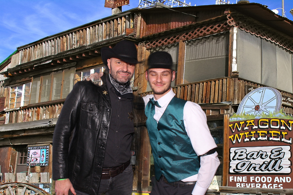 top-top.de-251025-0102 | Foto, Video, Fotografie, Videografie, Fotobox, DJ, Discjockey, Musik, Musikbox, Veranstaltung, Photobooth, Amazon, Ebay, Buchtipp, Bestseller, Autor, Verlag, Buch, Wesel, Hamminkeln, NRW, Dinslaken, Rees, Drohne, Hochzeit, Party, Fotobox, Wesel, Fotograf