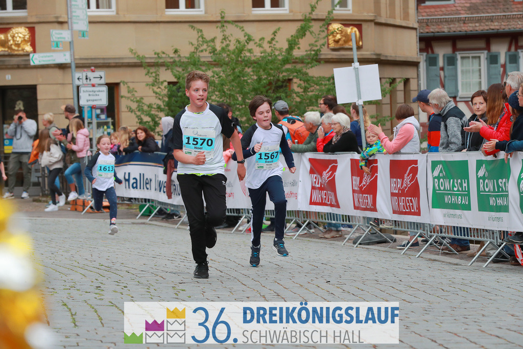 Stadtwerke Schüler und Jugendlauf 1,7km | 3koenigslauf 2022 Stadtwerke Schüler und Jugenlauf 1,7km - Realisiert mit Pictrs.com