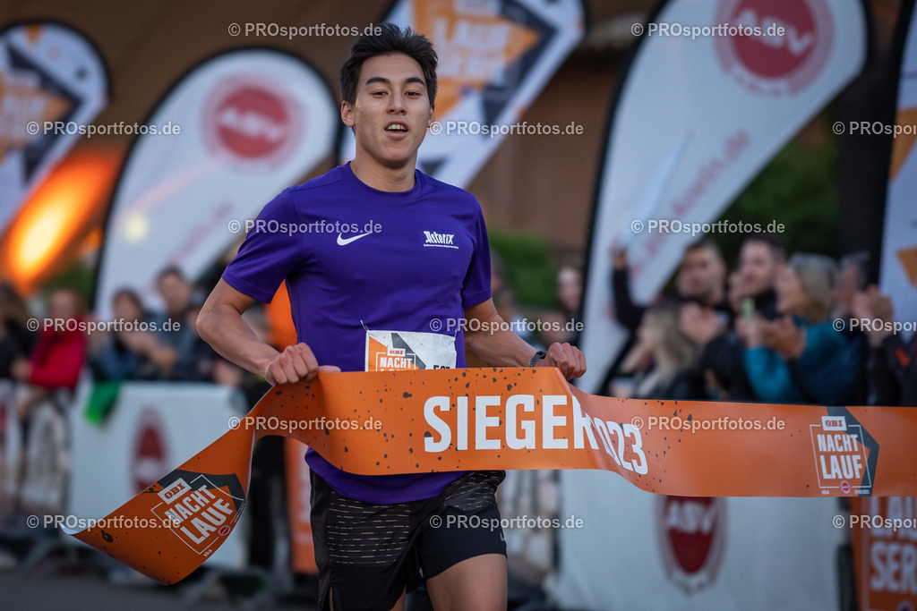 20. OBI Nachtlauf des ASV Koeln, 17.05.2023 | Koeln, 17.05.2023: Impressionen vom 20. OBI Nachtlauf des ASV Koeln rund um den Tanzbrunnen. Foto: Beautiful Sports Pressefotoagentur (www.beautiful-sports.com)