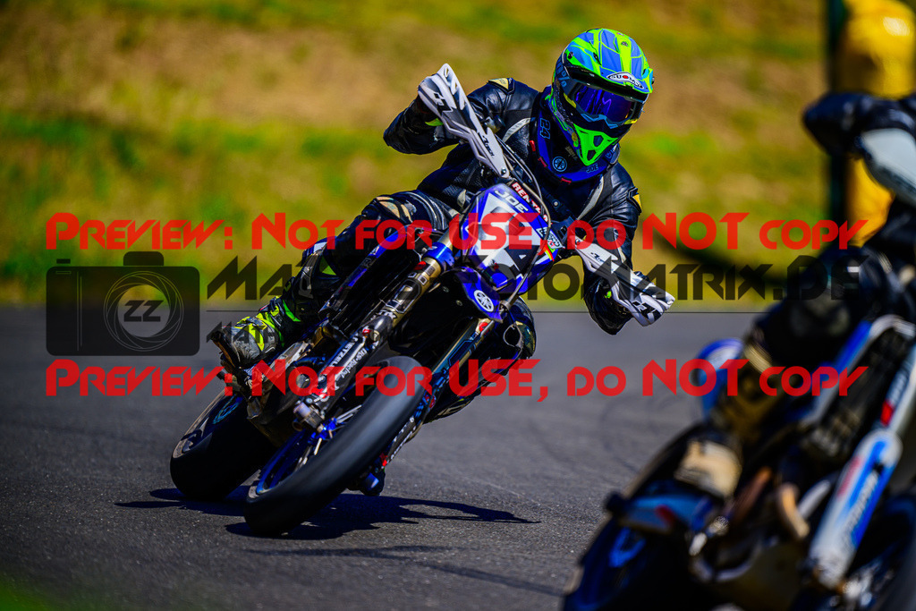 MaZZes_FotoMatrix_240816_6007705_8431 | UE40