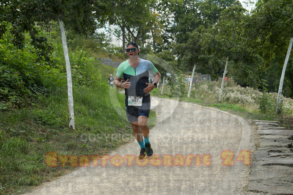 250824_1407_EX1_5032 | Sportfotografie im Rhein-Sieg Kreis, Köln, Bonn, NRW, Rheinland Pfalz, Hessen, etc. Unser Tätigkeitsfeld umfasst den Laufsport vom Volkslauf über den Marathon, Duathlon, Triathon bis zum Ultralauf wie Kölnpfad Ultra oder Schindertrail.