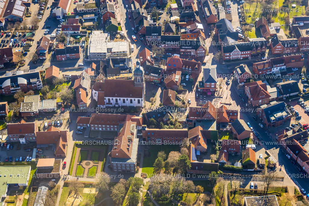 Nordkirchen230206228 | Luftbild, Kath. Kirche St. Mauritius, Baustelle Gebäude an der Schloßstraße Ecke Mühlenstraße, Nordkirchen, Münsterland, Nordrhein-Westfalen, Deutschland