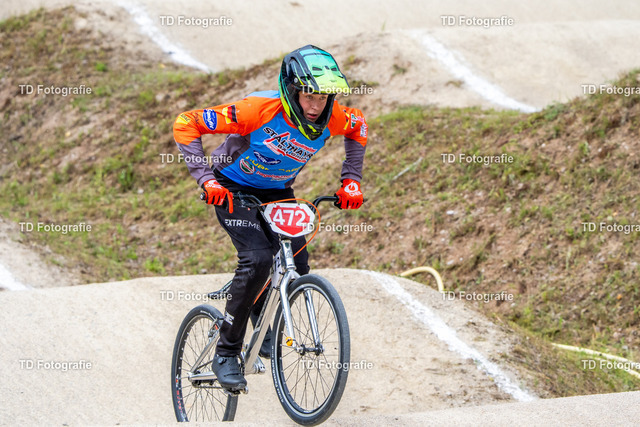 BayBMX2026-05417 | Fotogalerie von Thomas Dettweiler mit Eventbildern und lizenzfreien Fotos. Perfekt als Wandbild, für Büro, Website oder private Nutzung. - Realisiert mit Pictrs.com
