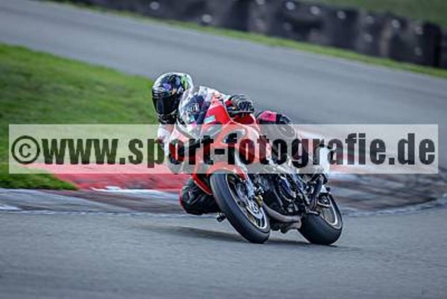 spof3797 | Professionelle Fotos von Sportveranstaltungen, aber auch Hochzeiten und anderen Events. - Realisiert mit Pictrs.com