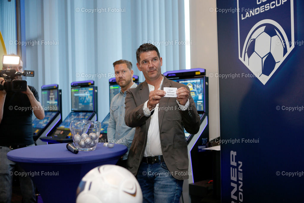 A_LUI_030724_38 | bilder, linz, photo, foto, fussball, sport, fotolui, bundesliga