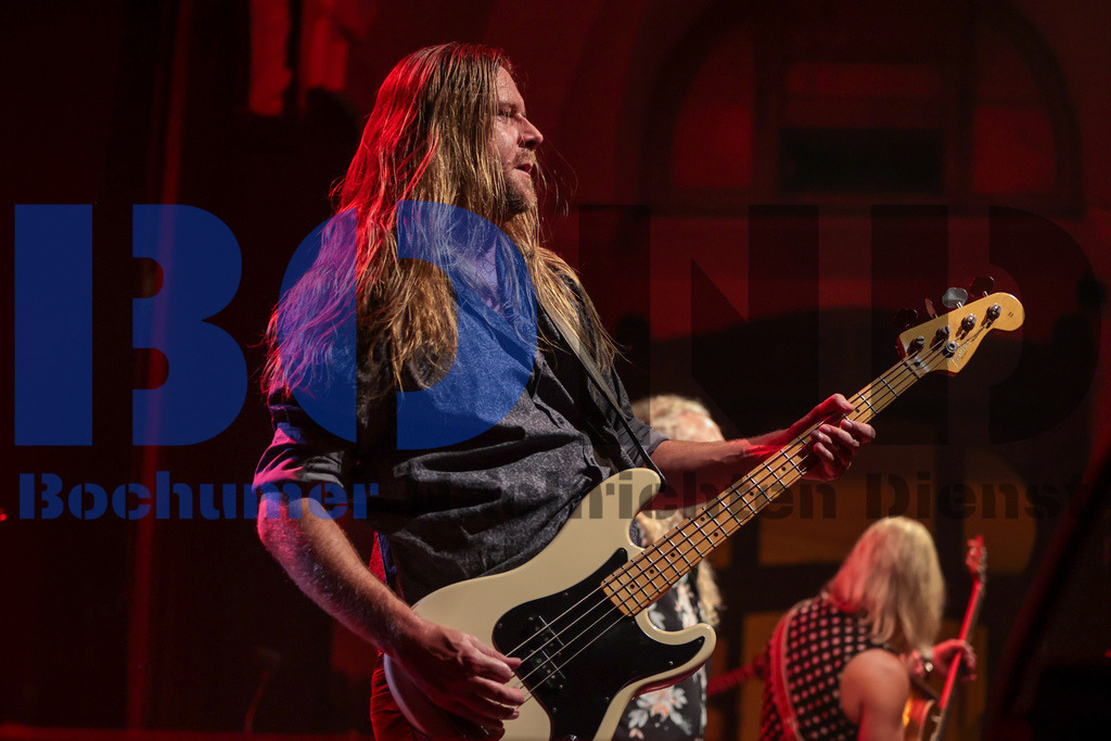 SES_DIODOR20250912-15 | bond - Realisiert mit Pictrs.com