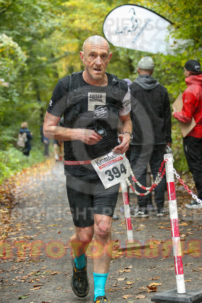 231029_1259_EX1_6762 | Sportfotografie im Rhein-Sieg Kreis, Köln, Bonn, NRW, Rheinland Pfalz, Hessen, etc. Unser Tätigkeitsfeld umfasst den Laufsport vom Volkslauf über den Marathon, Duathlon, Triathon bis zum Ultralauf wie Kölnpfad Ultra oder Schindertrail.