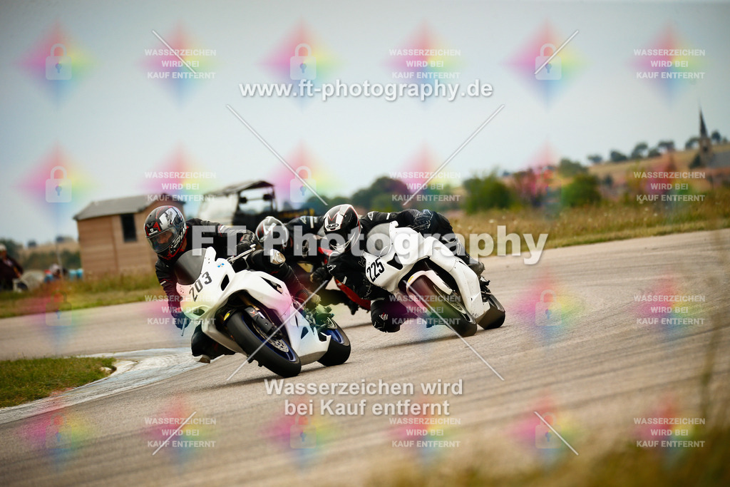 _MOT7121 | Hier findet Ihr Bilder von Touristenfahrten auf der Nürburgring Nordschleife oder von anderen Veranstaltungen die ich besucht habe. Viel Spass beim Durch Schauen 