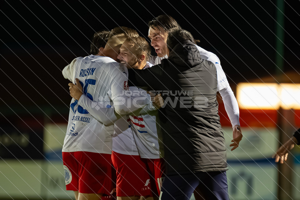 20250916_Picselweb-Fotografie_1R3_1787 2 | Tjorve Nils Mohr (3, SV Drochtersen/Assel), Maximilian Benjamin Geißen (23, SV Drochtersen/Assel) - Realisiert mit Pictrs.com