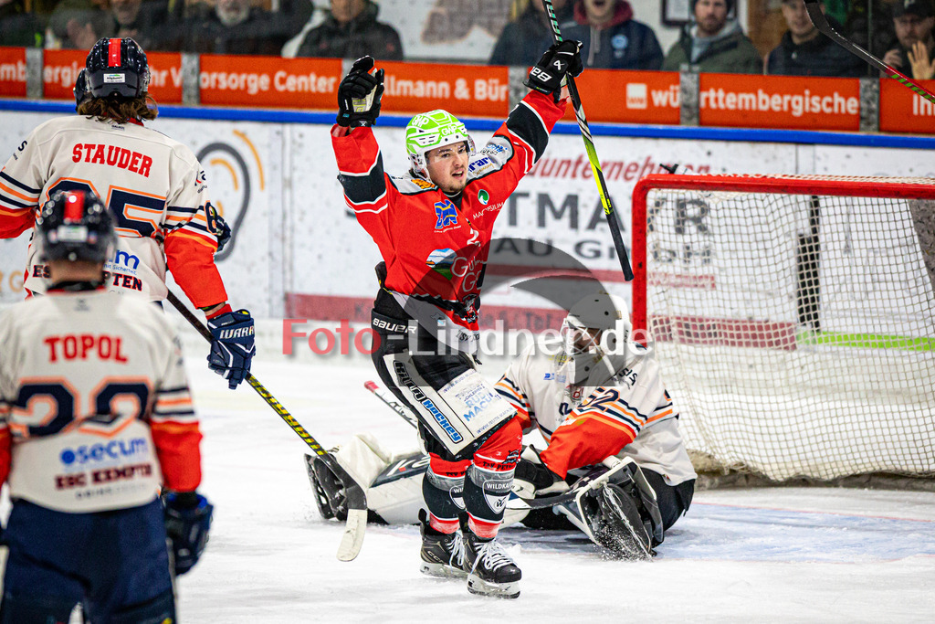 TSV Peißenberg MINERS gegen ESC Kempten SHARKS | Eishockey Bayernliga Herren Pre-Playoffs 2024/25, TSV Peißenberg MINERS gegen ESC Kempten SHARKS, 20250131,Tor Sinan ONDÖRTOGLU (MINERS 22), Torjubel,2025-01-31 in Peißenberg (Eisstadion Peißenberg)Sinan ONDÖRTOGLU (MINERS 22)Copyright: WolfgangxLindner foto-lindner.de