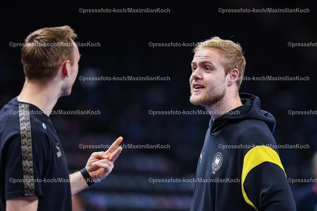 xIAJx150520261001 | 15.05.2026, xIAJx, Handball, Länderspiel, Testspiel, Dänemark - Deutschland, Royal Arena Kopenhagen: Mathias Gidsel (Dänemark #19) Matthes Langhoff (Deutschland #13) vor dem Testspiel in Kopenhagen