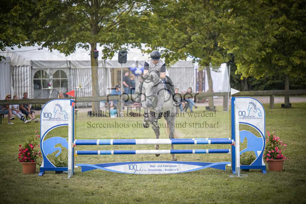 DOS_5648 | Entdecke hochwertige Reitturnierfotos von Foto Oger. Professionell, emotional und authentisch – jetzt Lieblingsmomente im Shop bestellen.Deutschlandweite Turnierfotografie. - Realisiert mit Pictrs.com