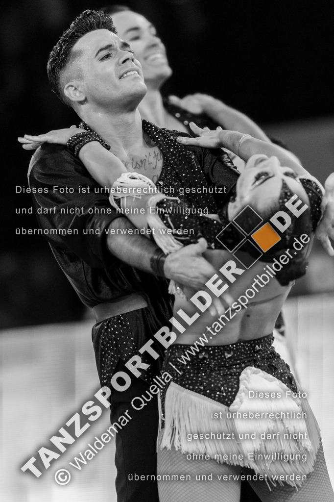 20231111-04823 | Hier finden Sie Tanz Bilder vom Latein und Standard Formationen tanzen. Sportbilder vom Tanzsport. Schöne Fotos und von Weltmeisterschaft, Europameisterschaft, Bundesliga, Regionalliga, Oberliga und Landesliga sowie von GOC Stuttgart, DanceComp, WM Bremen